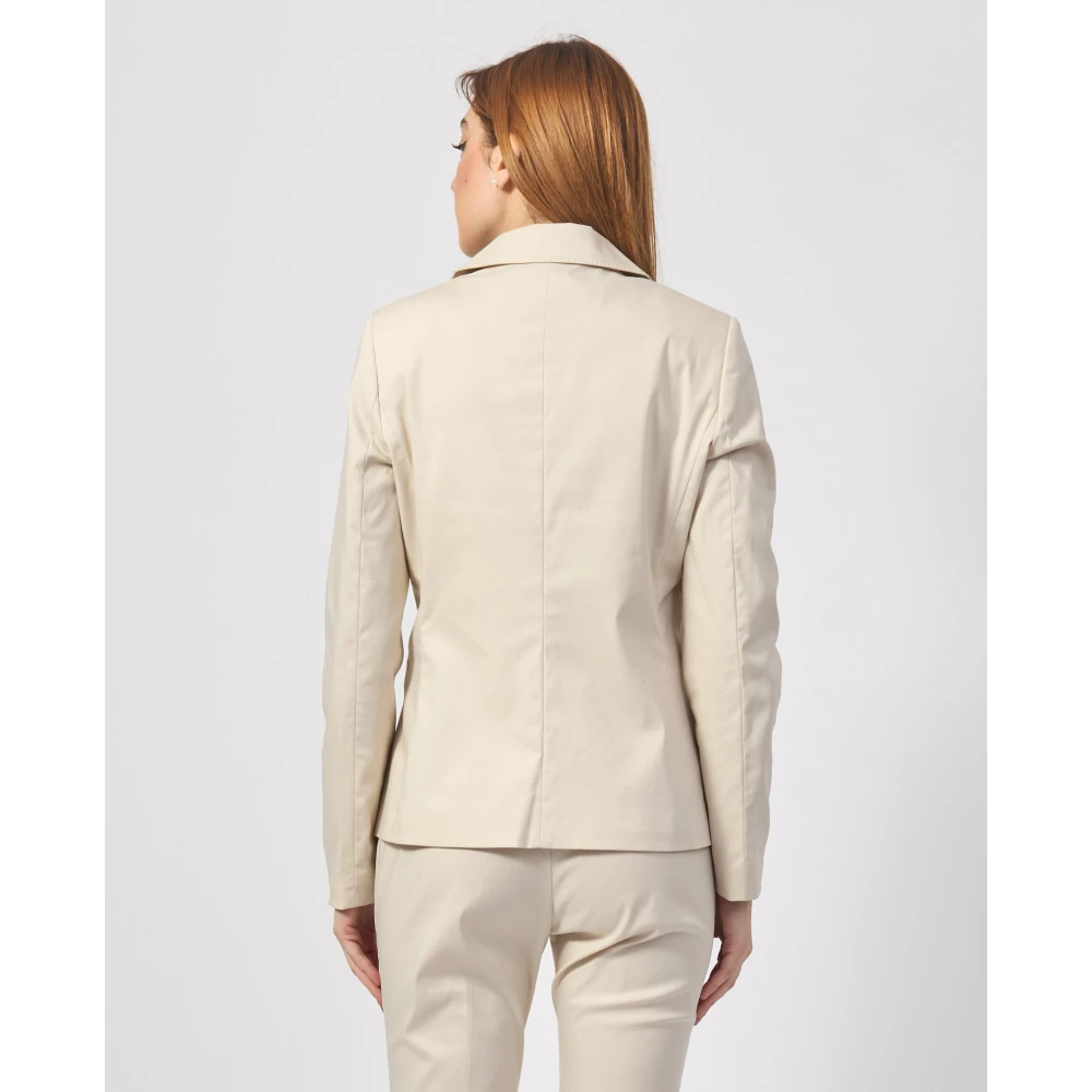 YES ZEE Beige Katoenen Jas met Gouden Knoop Beige Dames