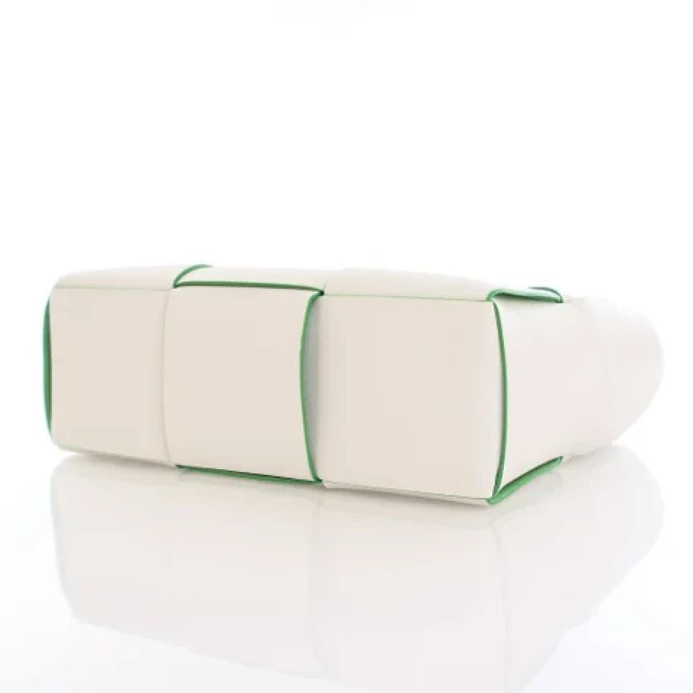Bottega Veneta Vintage Pre-owned Leather handbags White Dames
