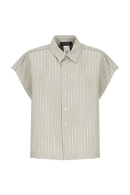 green-elegant-button-up-shirt-women