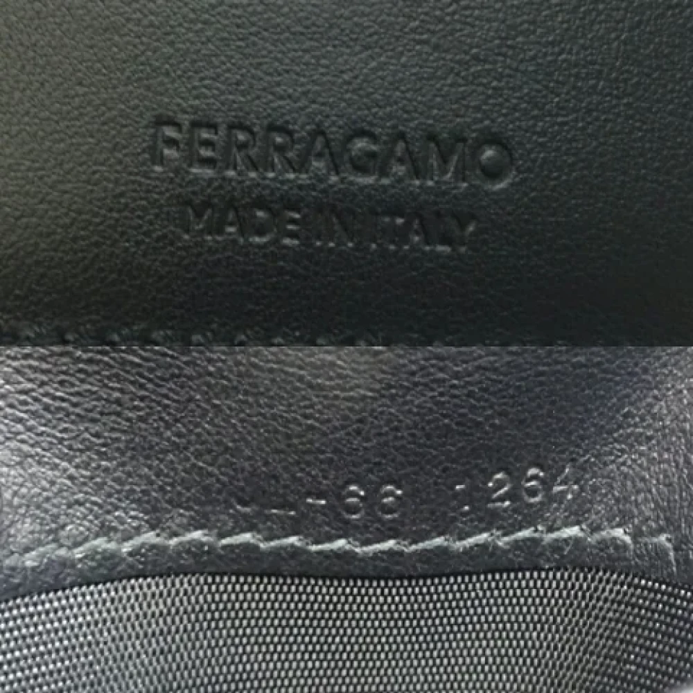 Salvatore Ferragamo Pre-owned Leather wallets Black Dames