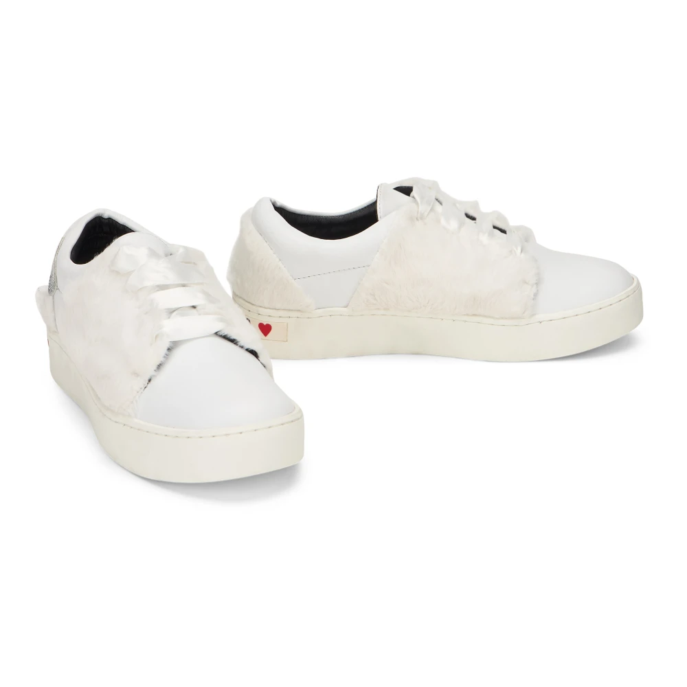 Moschino Sneakers Dames Schoenen Wit