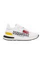 sneakers-blanches-avec-logo