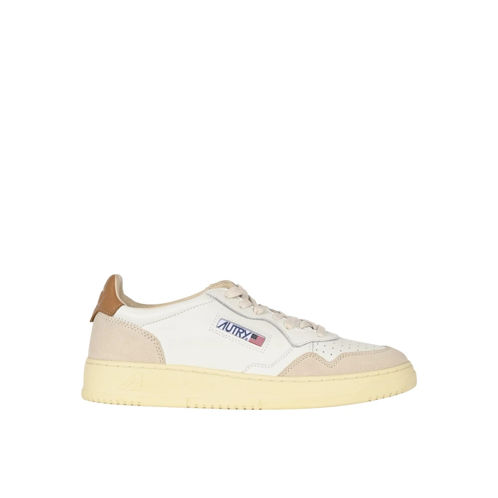 Autry Medalist Low - Male - Sneakers - White - 10 Uk - Shoes