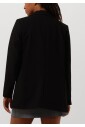 zwarte-blazer-met-lange-mouwen