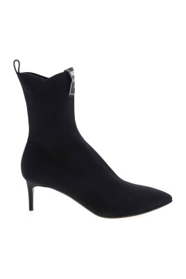 logo-label-spetsiga-ankelboots
