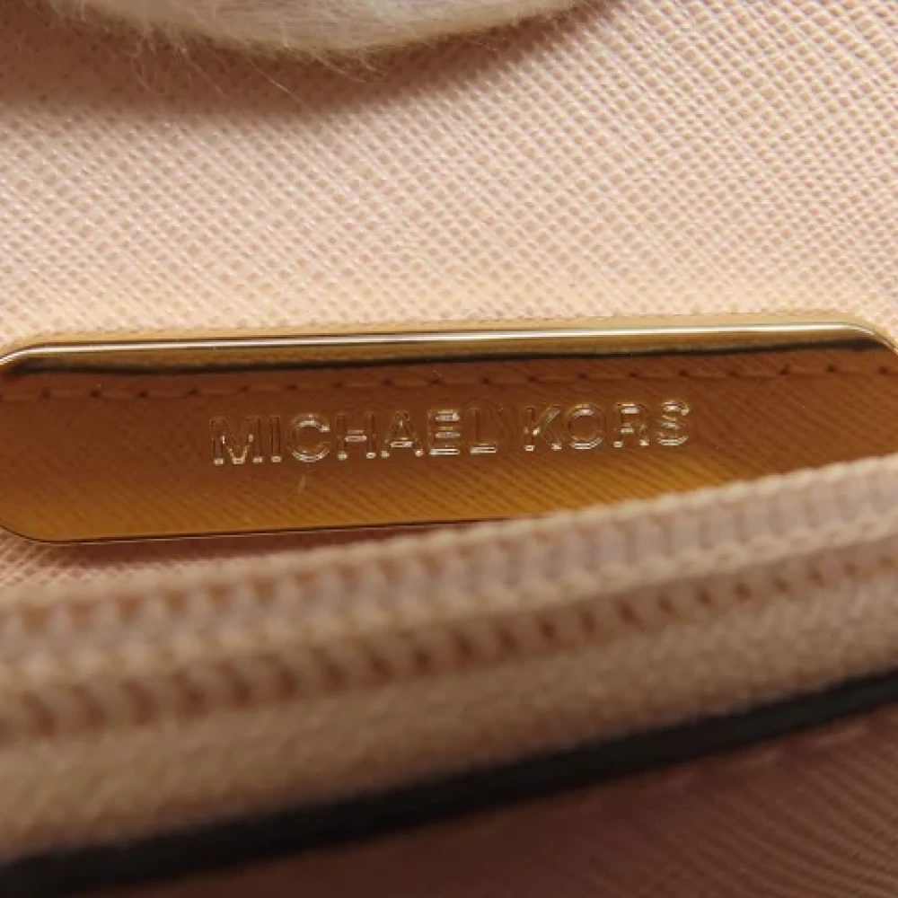 Michael Kors Pre-owned Leather handbags Beige Dames