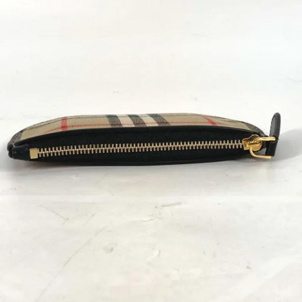 Burberry Vintage Pre-owned Leather wallets Beige Unisex
