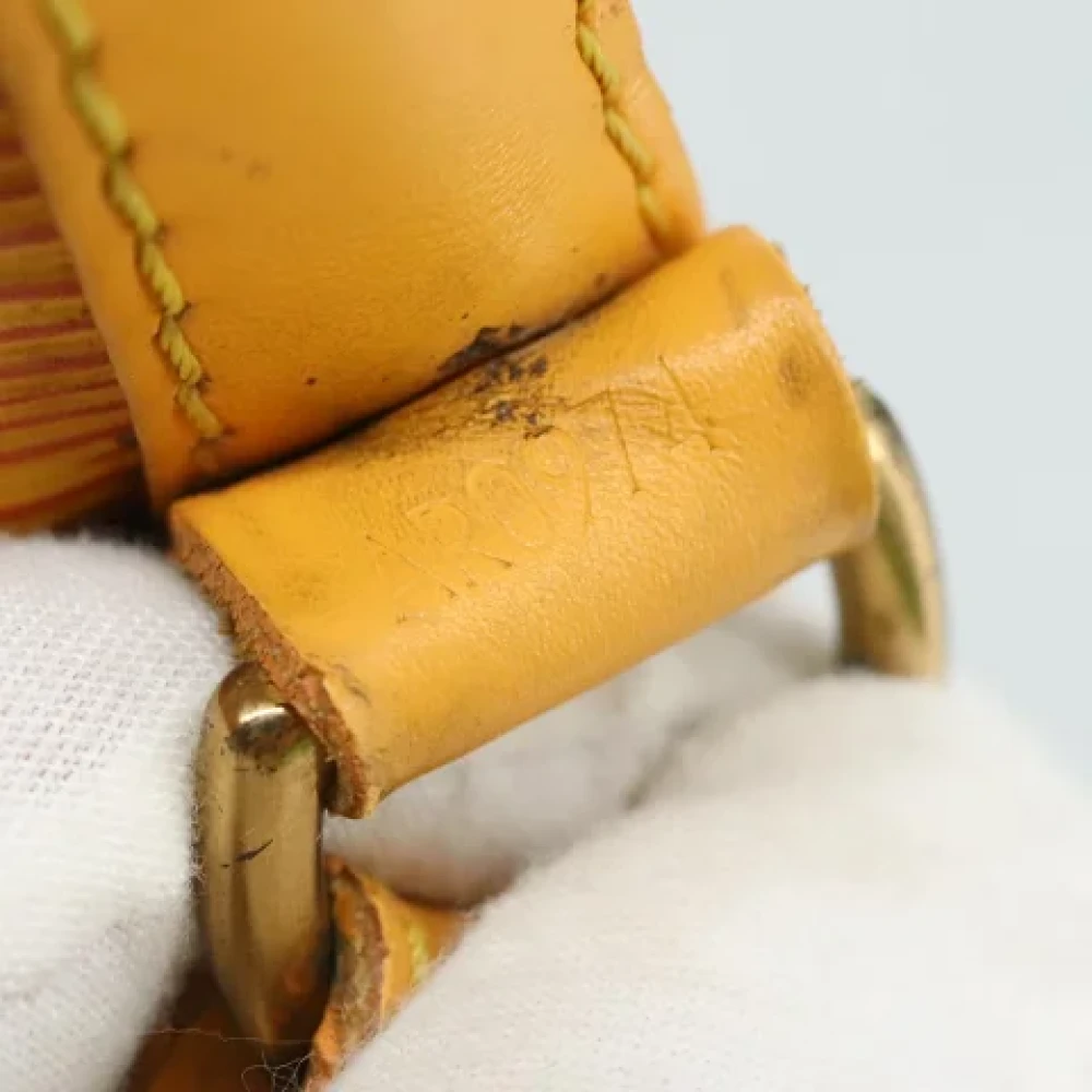 Louis Vuitton Vintage Pre-owned Leather louis-vuitton-bags Yellow Dames