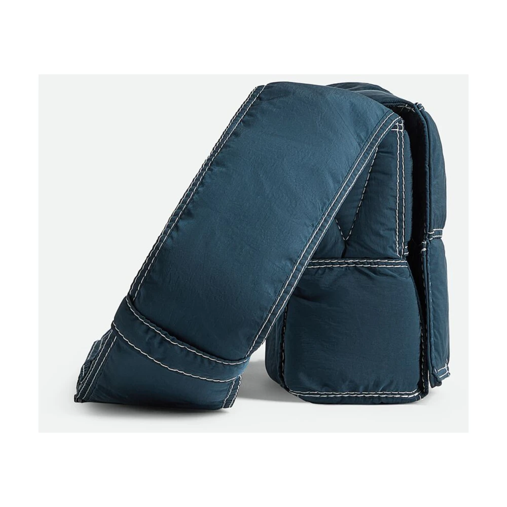 Bottega Veneta Blauwe Crossbodytas met Weefpatroon Blue Heren