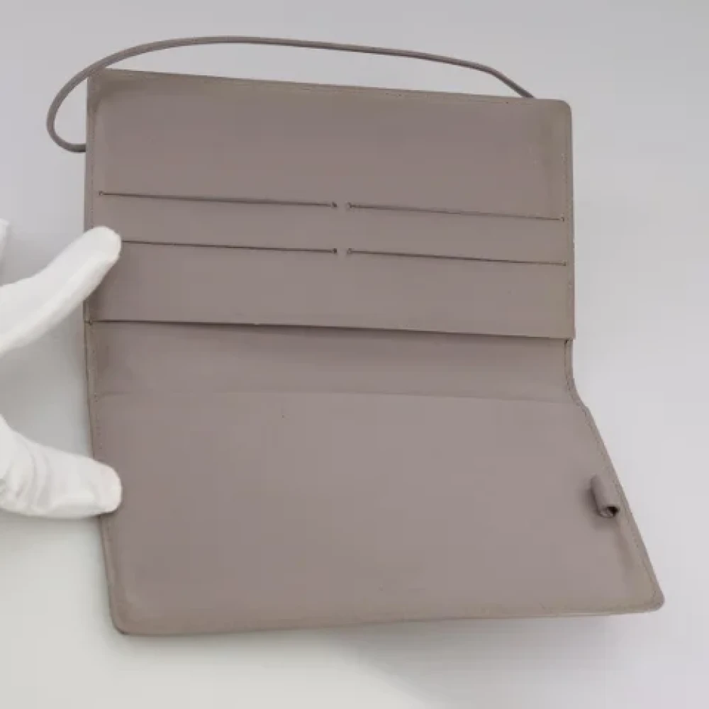 Louis Vuitton Vintage Pre-owned Leather home-office Gray Dames