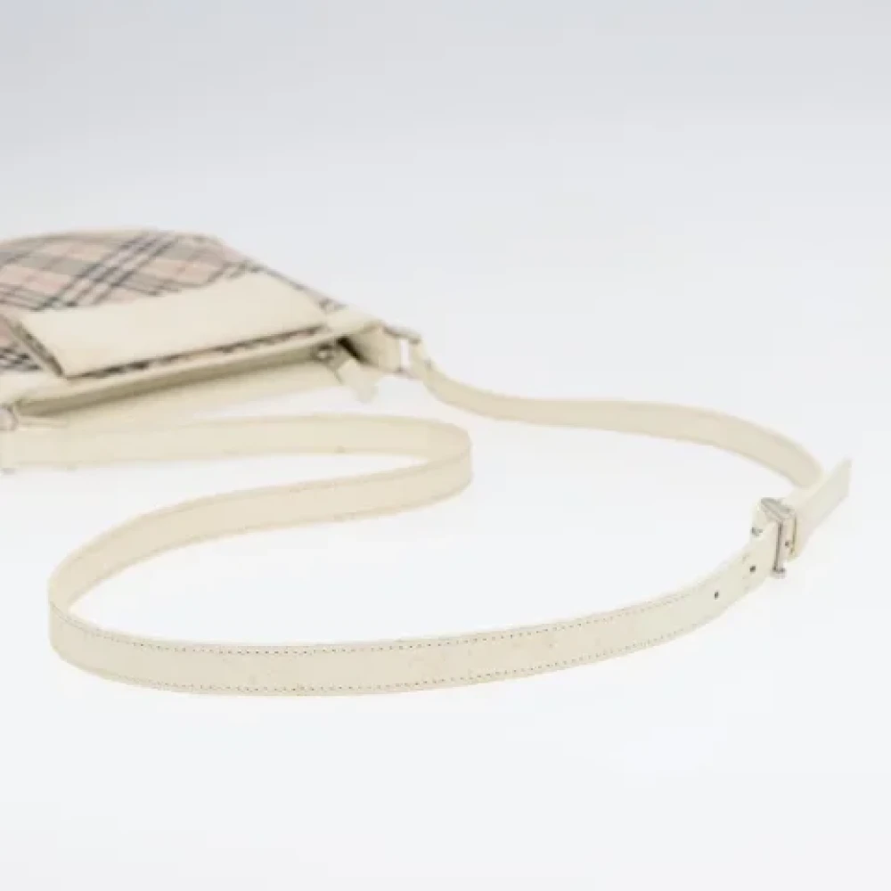 Burberry Vintage Pre-owned Canvas shoulder-bags White Dames