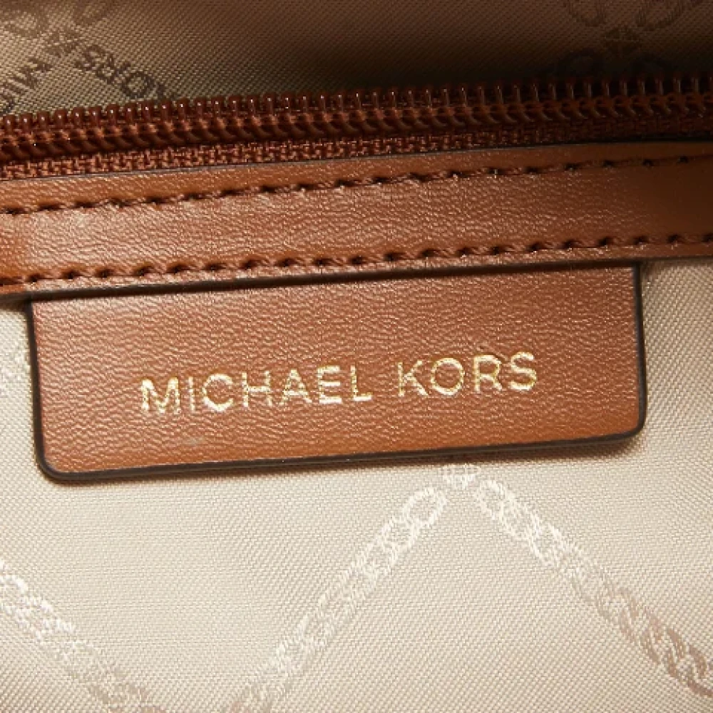 Michael Kors Pre-owned Canvas backpacks Beige Dames