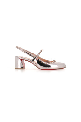 rose-gold-studded-mirror-leather-pumps
