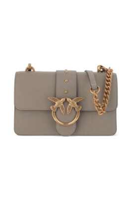 brown-bags-for-stylish-outfits