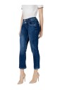 blauwe-slim-jeans-and-pant