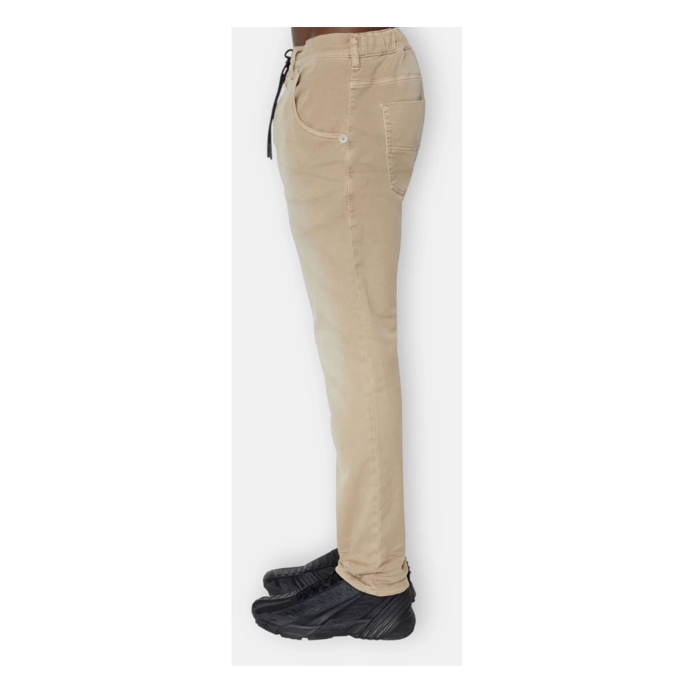 Diesel 2032 D-Krooley-B Jogg Denim Sweat Jeans Beige Heren