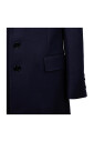 manteau-bleu-a-un-bouton