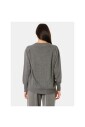 top-met-cut-out-mouwen-in-grijs