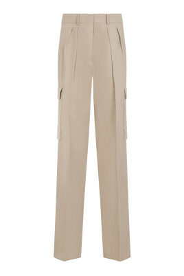 chic-cargo-pants-nude-and-neutrals
