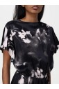 robe-midi-noire-sophistiquee