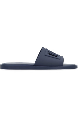 rubber-slides-with-cut-out-front-details