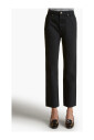 jean-noir-taille-haute-au-design-classique