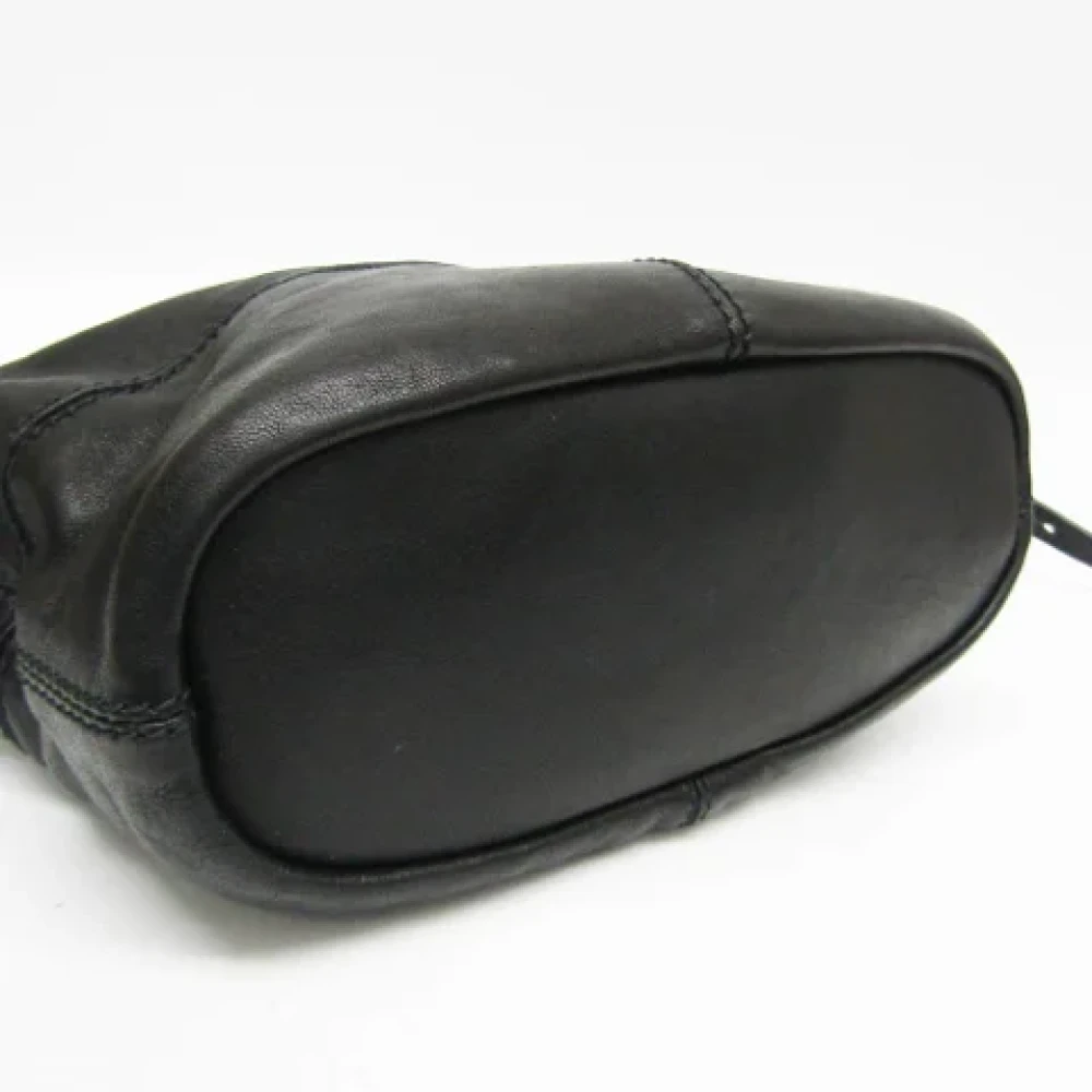 Givenchy Pre-owned Fabric shoulder-bags Black Dames