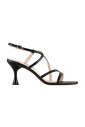zwarte-platte-sandalen-voor-vrouwen