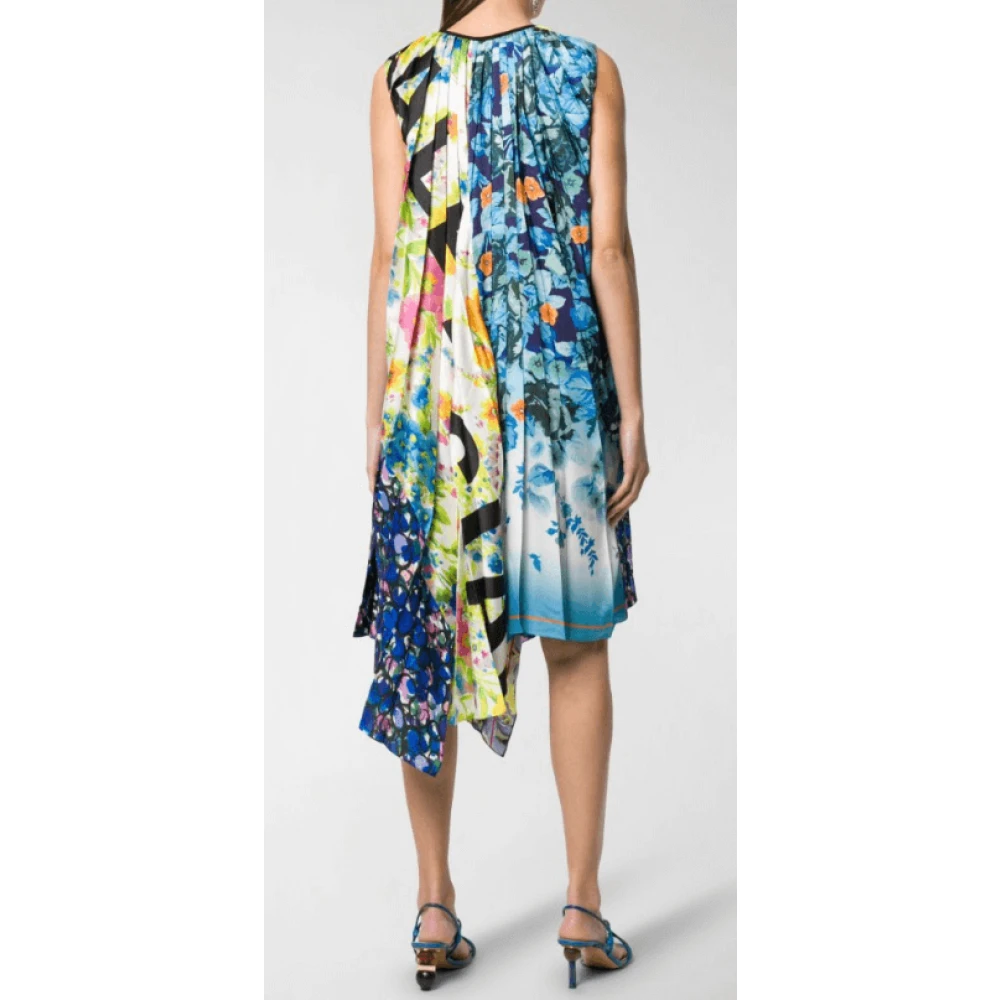 Balenciaga Blauwe Jurk met Sjaalprint en Asymmetrische Zoom Multicolor Dames