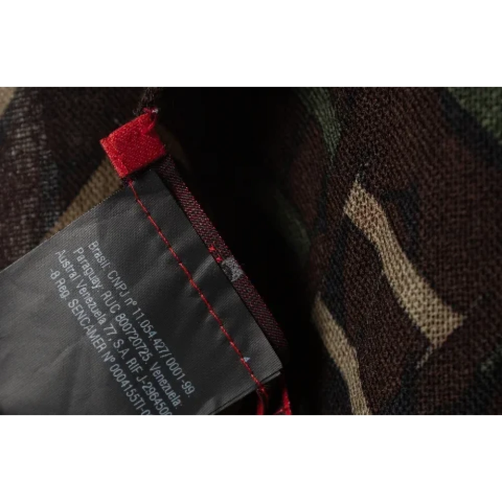 Carolina Herrera Pre-owned Wool scarves Multicolor Dames