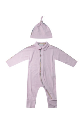 ensemble-de-vetements-rose-pour-garcons