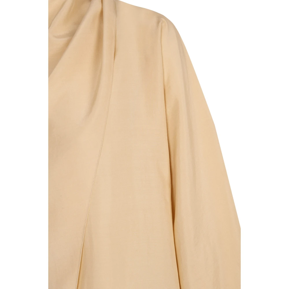 Cortana Zijden Wrap Blouse met Shawl Kraag Beige Dames