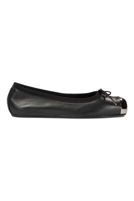 black-punk-ballet-flats