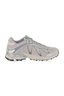 mesh-sneakers-with-toggle-fastening