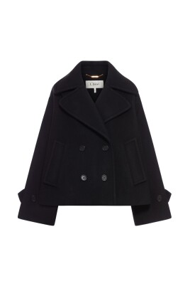 manteau-noir-a-double-boutonnage-avec-larges-revers
