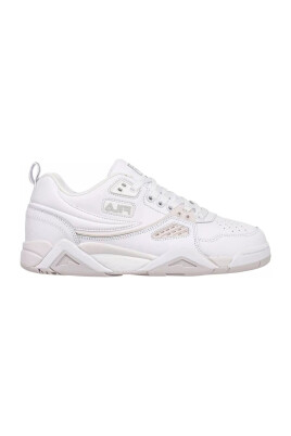 sporty-white-sneakers-for-men