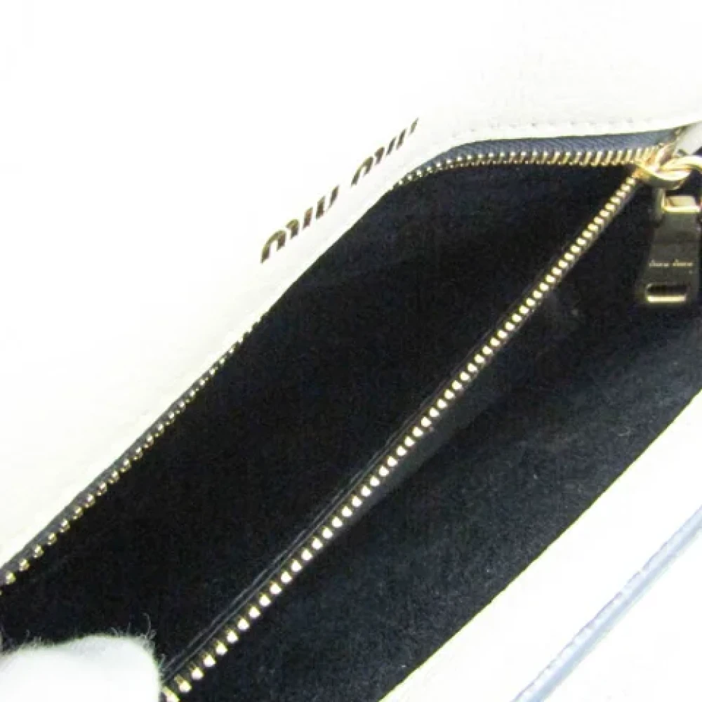 Miu Pre-owned Fabric shoulder-bags White Dames