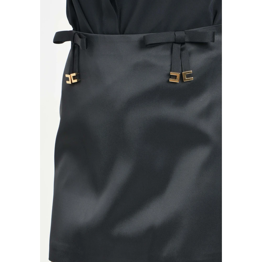 Elisabetta Franchi Elegante Zwarte Minirok met Strikken Black Dames