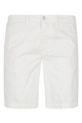 stiliga-bermuda-shorts-for-sommaren