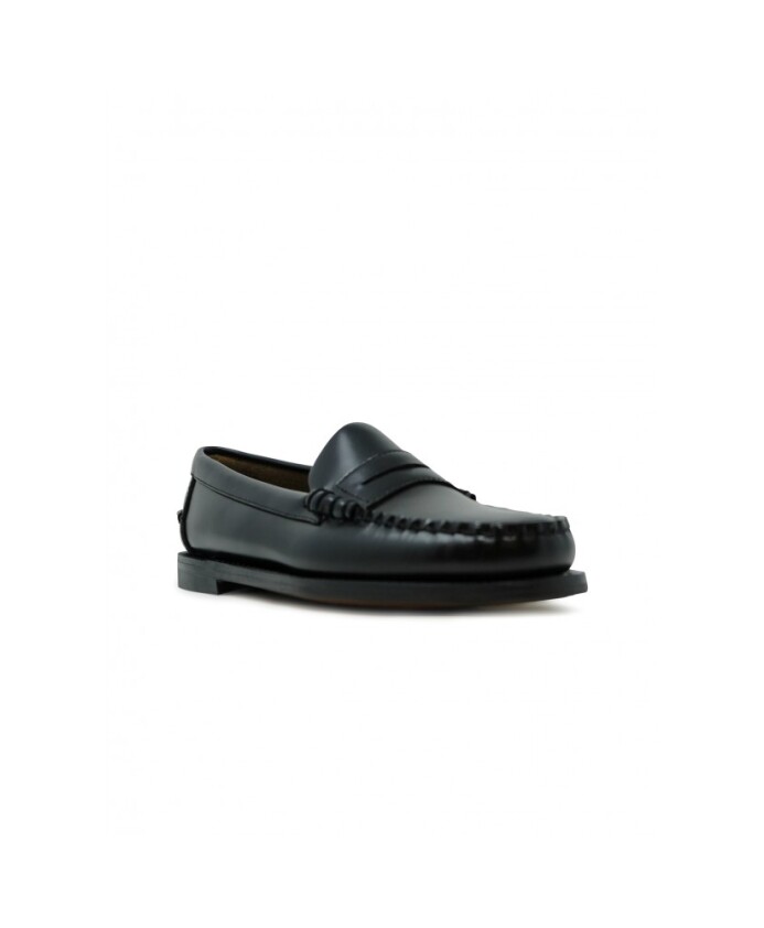 black-leather-ballerinas-elegant-shoes
