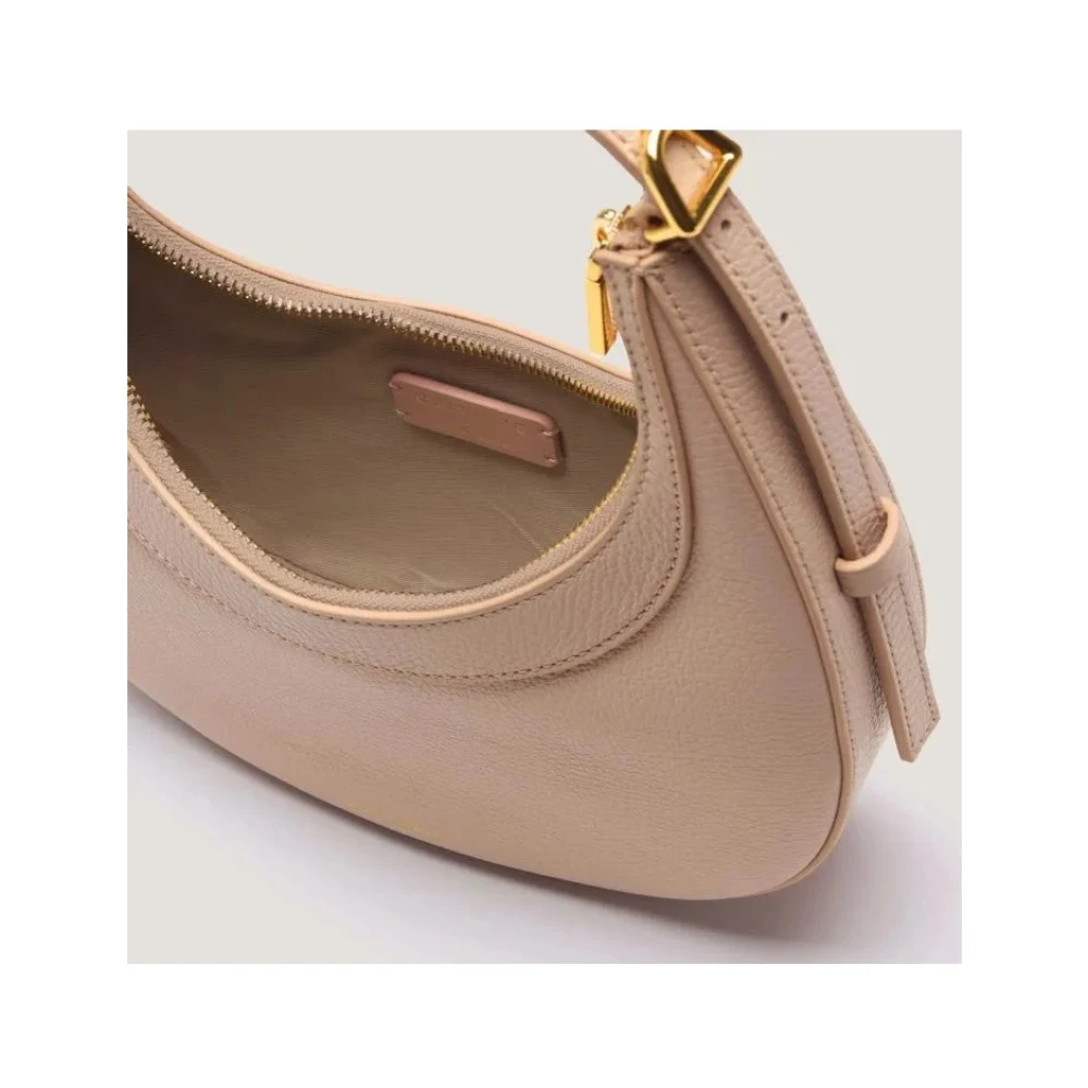 Coccinelle Schoudertas van generfd leer met plectrumdetail Pink Dames