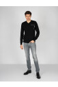 sweter-en-v