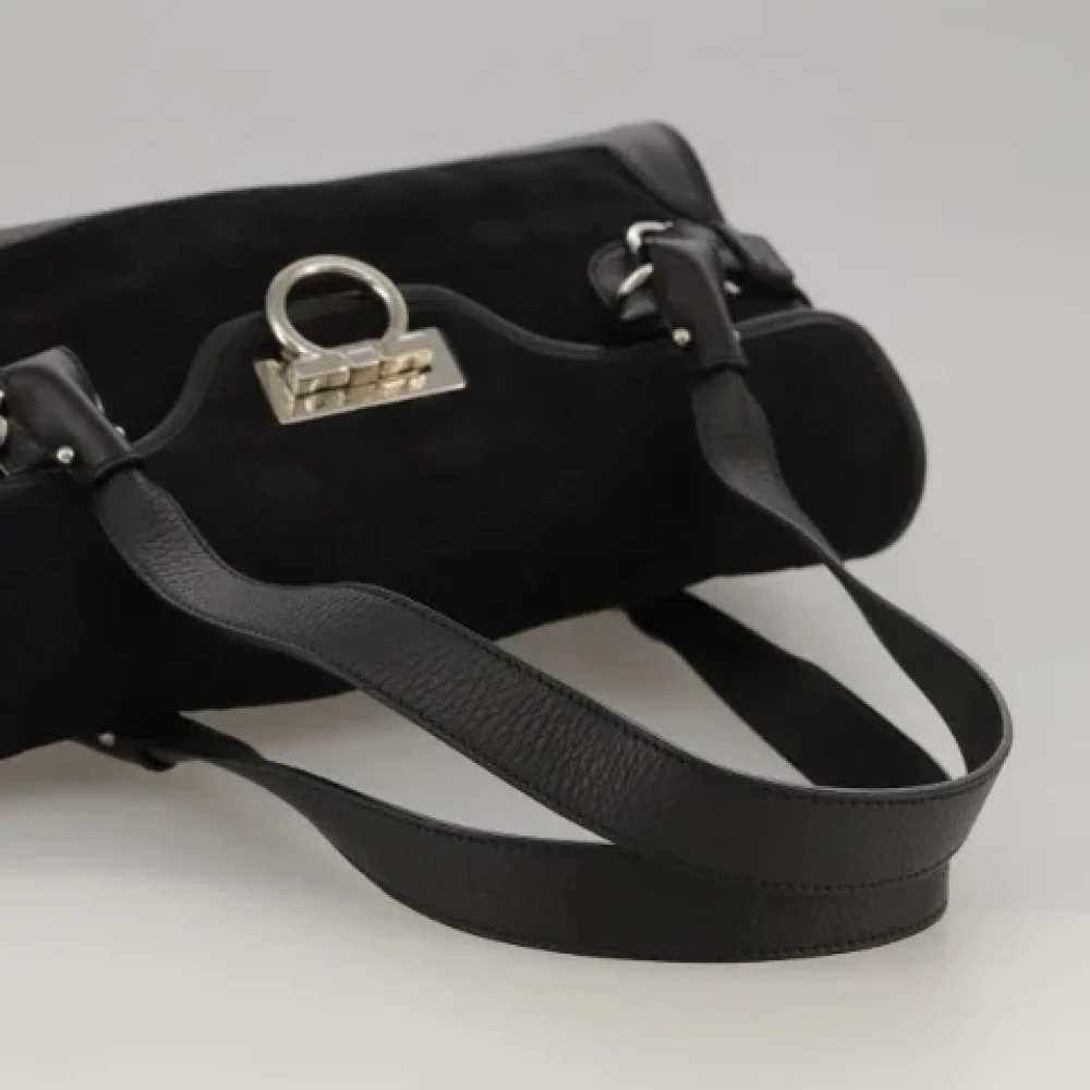 Salvatore Ferragamo Pre-owned Suede handbags Black Dames
