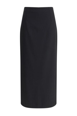 elegant-wool-pencil-skirt