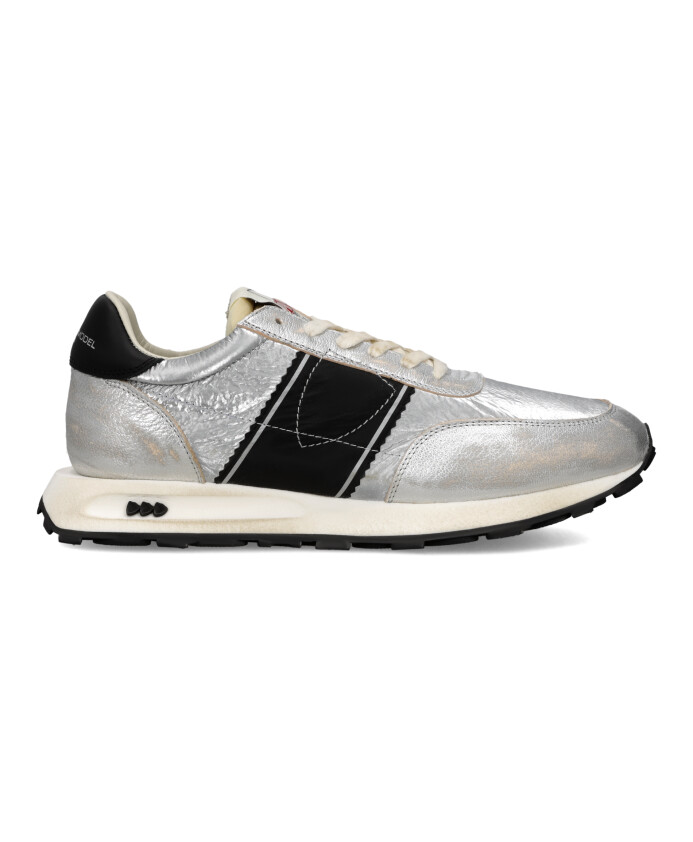 sneakers-tour-running