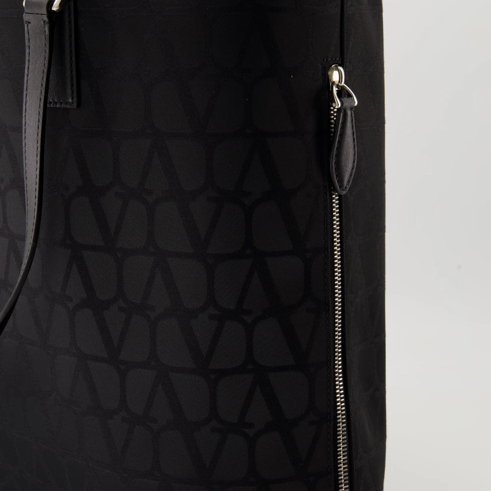 Valentino Garavani Iconografische nylon tote tas Black Heren