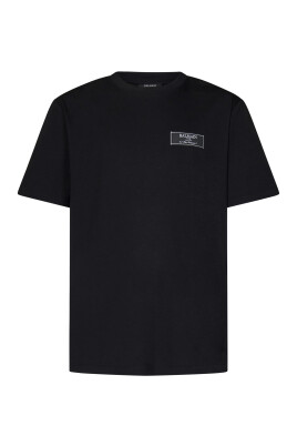 black-crew-neck-t-shirt