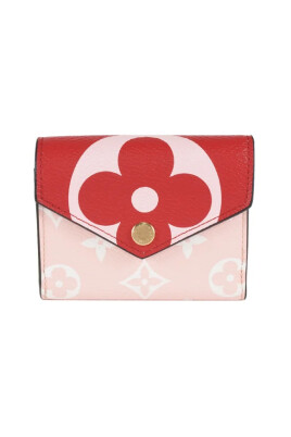 pre-owned-fabric-wallets