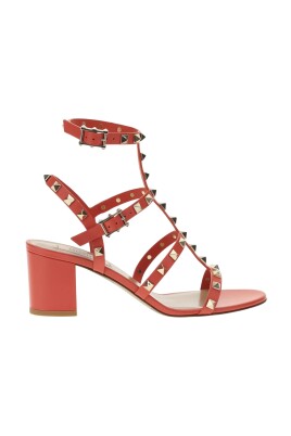 sort-rockstud-haelede-sandaler