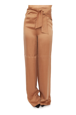 stylish-pants-for-men-and-women